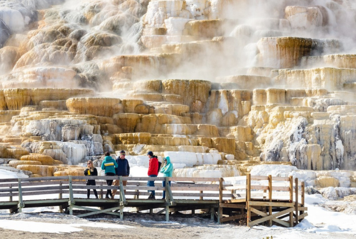 Photographers may find that the best time to visit Yellowstone National Park is in the fall, with its stunning autumn colors.